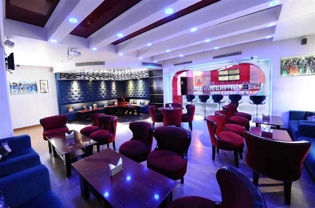 Regenta Place Amritsar Hotell Restaurant bilde