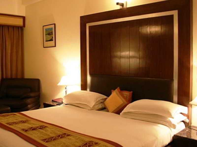 Regenta Place Amritsar Hotell Eksteriør bilde