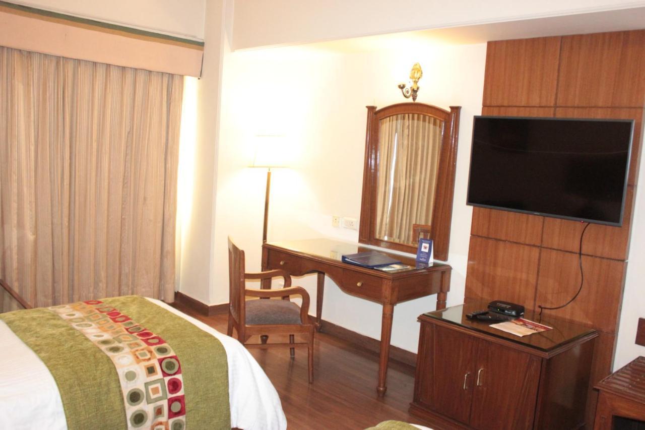 Regenta Place Amritsar Hotell Eksteriør bilde