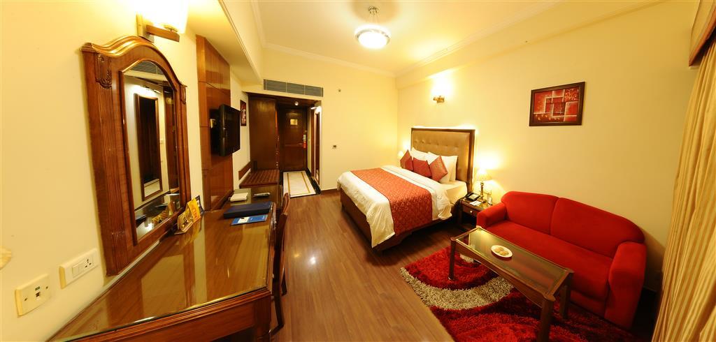 Regenta Place Amritsar Hotell Eksteriør bilde